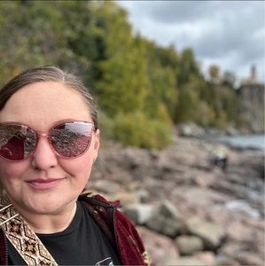 Meet your Posher, Amy